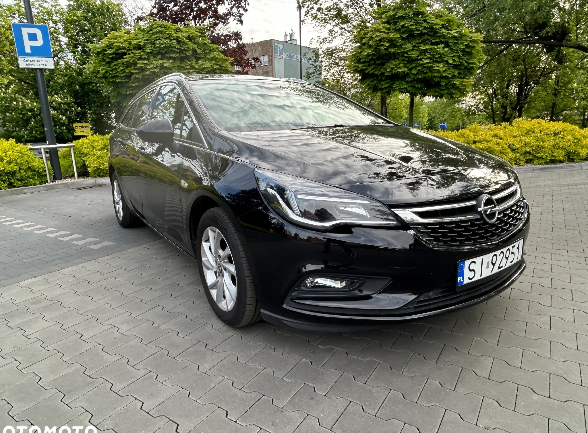 Opel Astra cena 51500 przebieg: 146383, rok produkcji 2018 z Koprzywnica małe 596